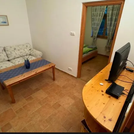 Reichelhausen Vendeghaz Apartament *